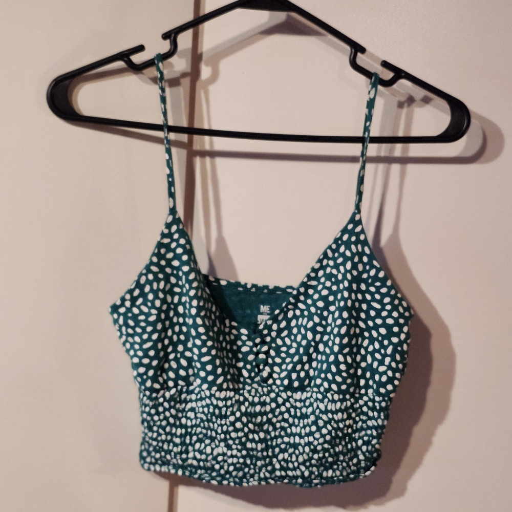 Me to We Green and White Spotted Crop Top